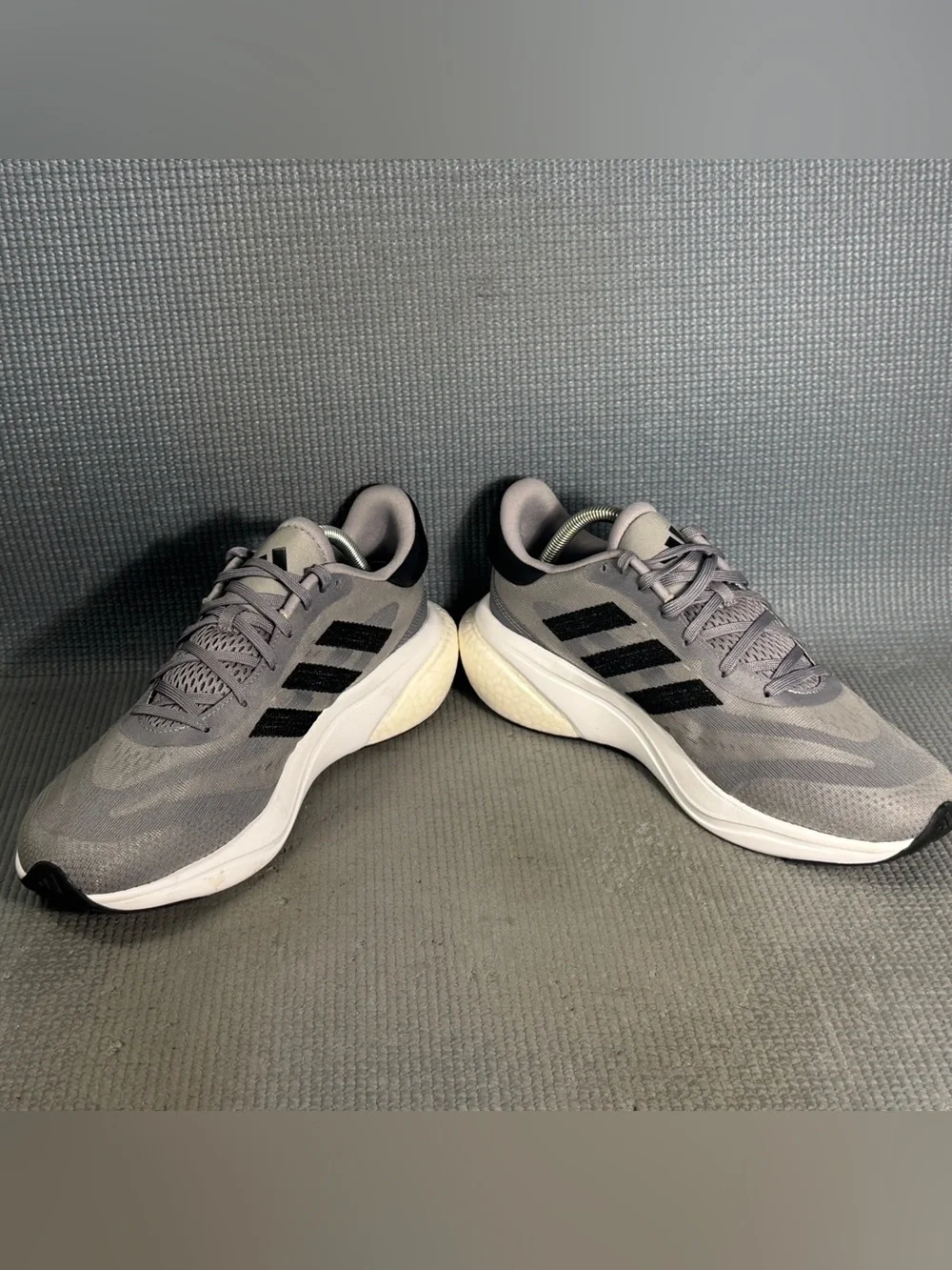 Adidas Supernova 3 Gray Running Shoes Men’s Size 10